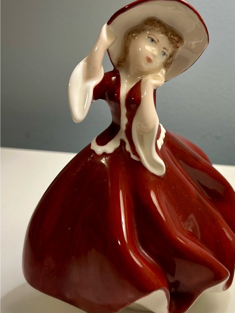Vintage Japanese Porcelain Lady Figurine 
6” Burgundy Dress Mid- Century